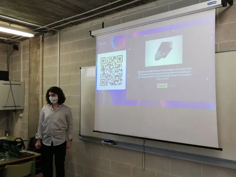 ¡Charla para estudiantes del instituto Castellet!